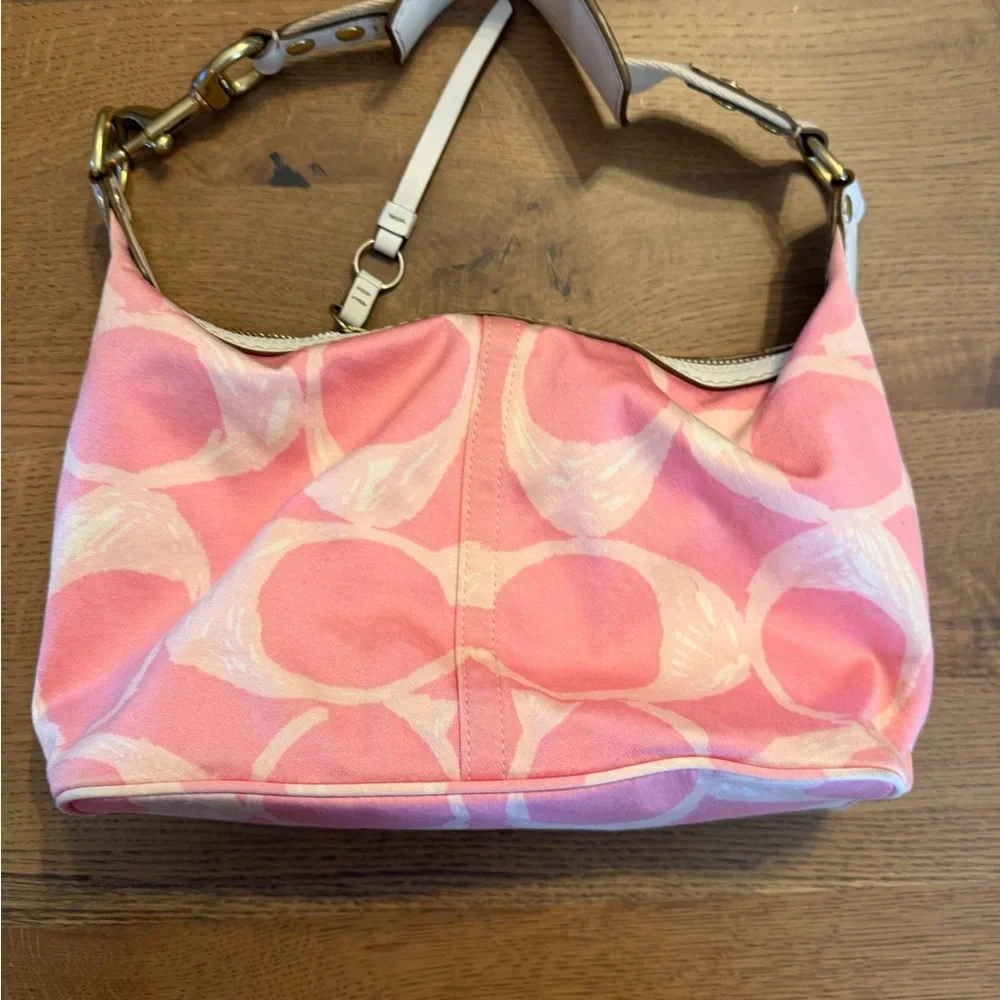 Vintage Coach Hamptons Pink Floral Shoulder Bag | Y2K Coach Canvas Handbag - Picture 2 of 6